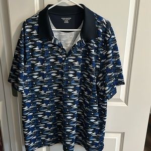 Men’s golf shirt